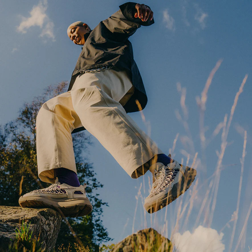 WOMEN'S UNEEK WK - BIRCH/PLAZA TAUPE