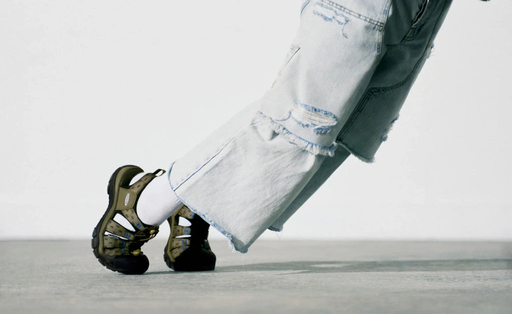 MEN'S NEWPORT RETRO X ÉTUDES STUDIO - BURNT OLIVE/BLACK